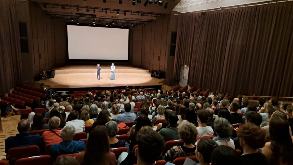 Le public est venu nombreux pour l'avant-première suisse à Lausanne